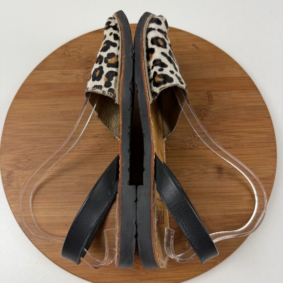 Pons Avarca Leopard Print Classic Sandals - Picture 7 of 10